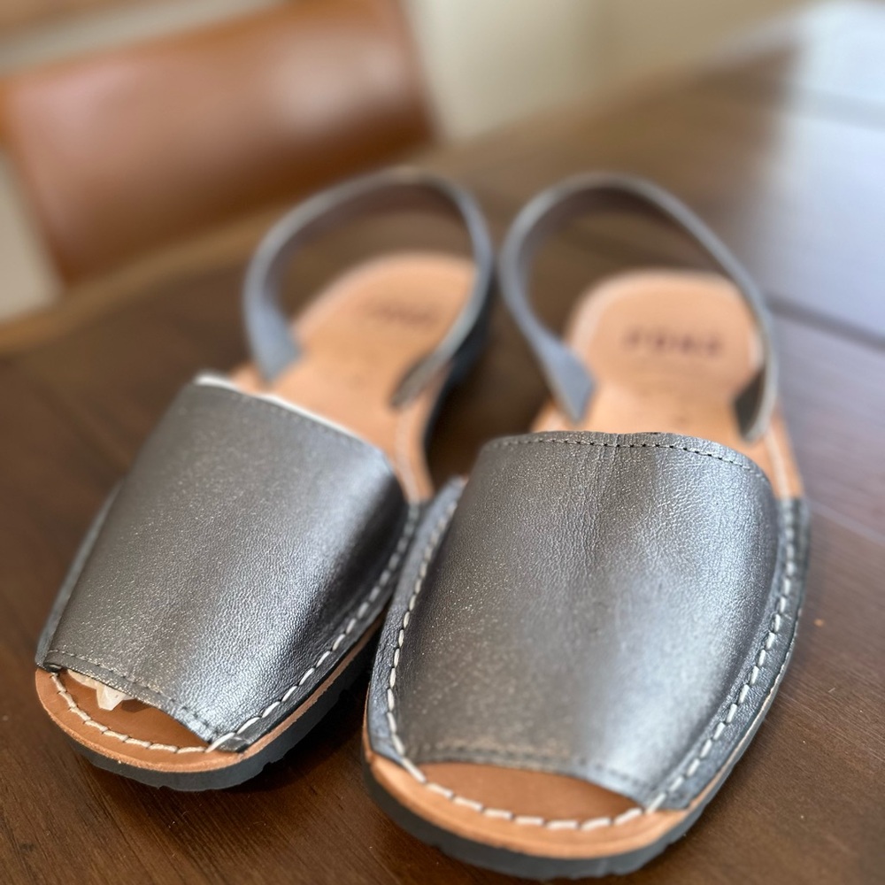 Pons Quintana Silver Sandals Avarca Style